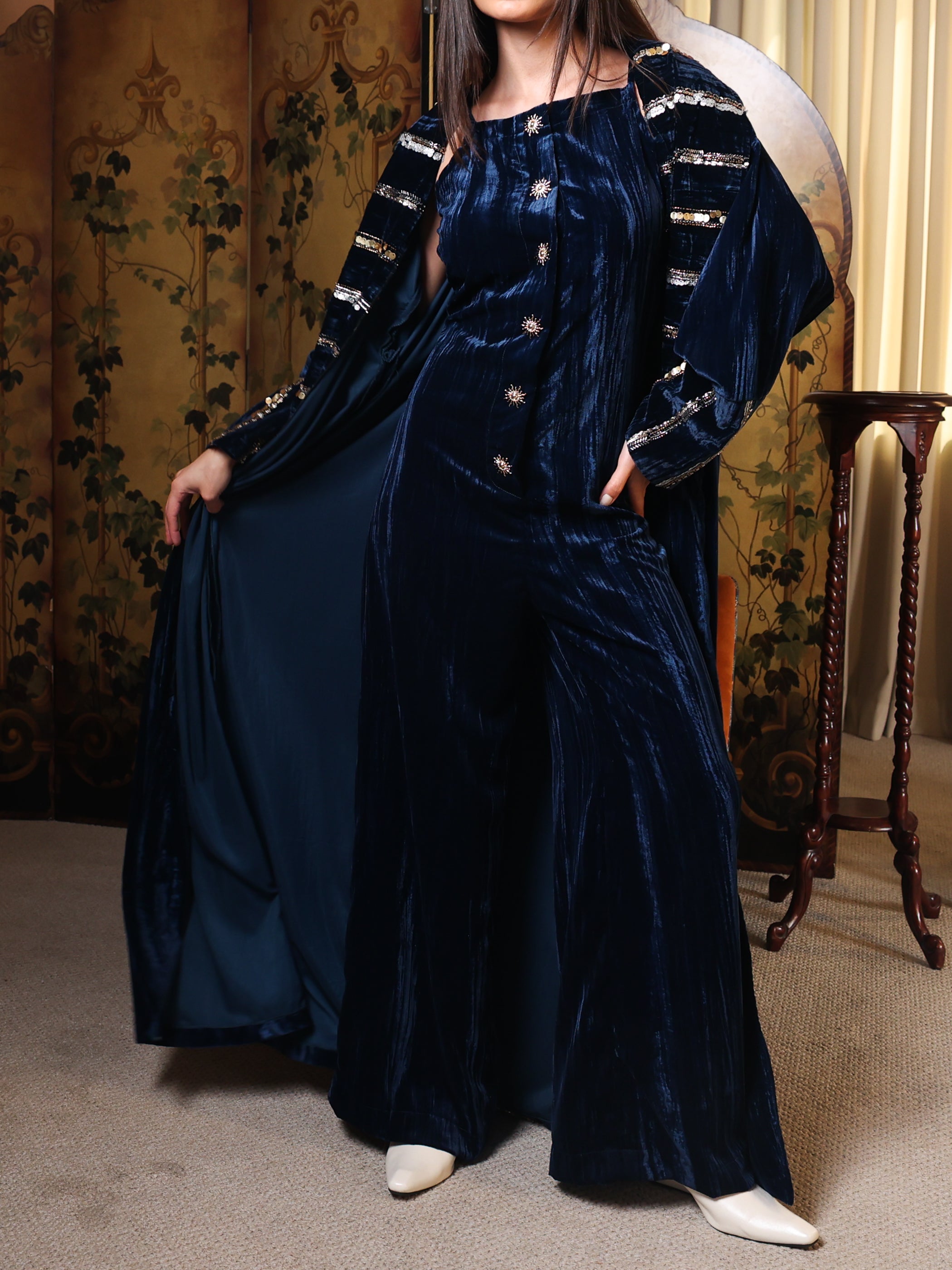 Blue Velvet Jumpsuit جامب سوت مخمل أزرق
