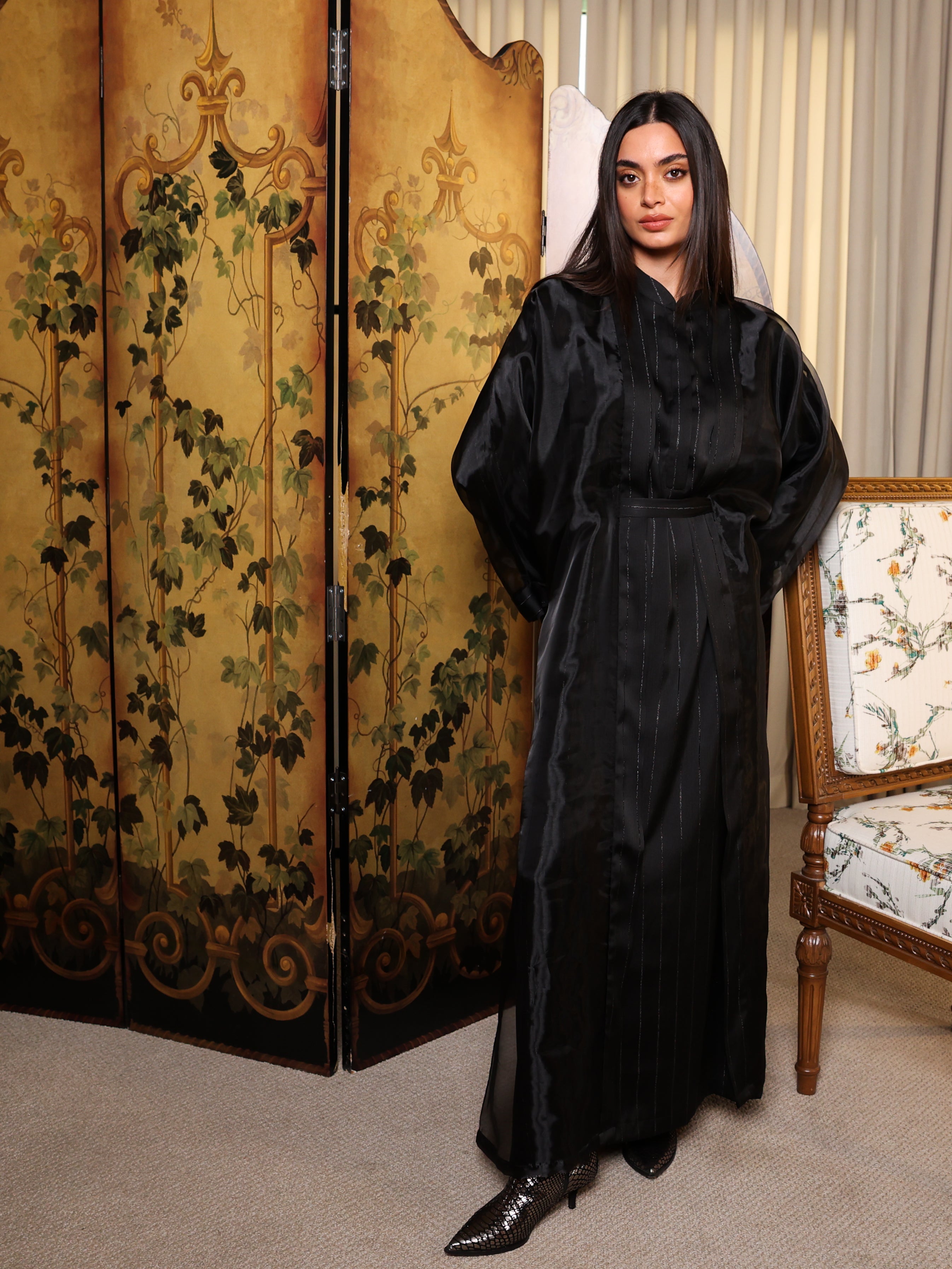 Royal Black Organza Structured Daraa دراعة أورجانزا أسود ملكي