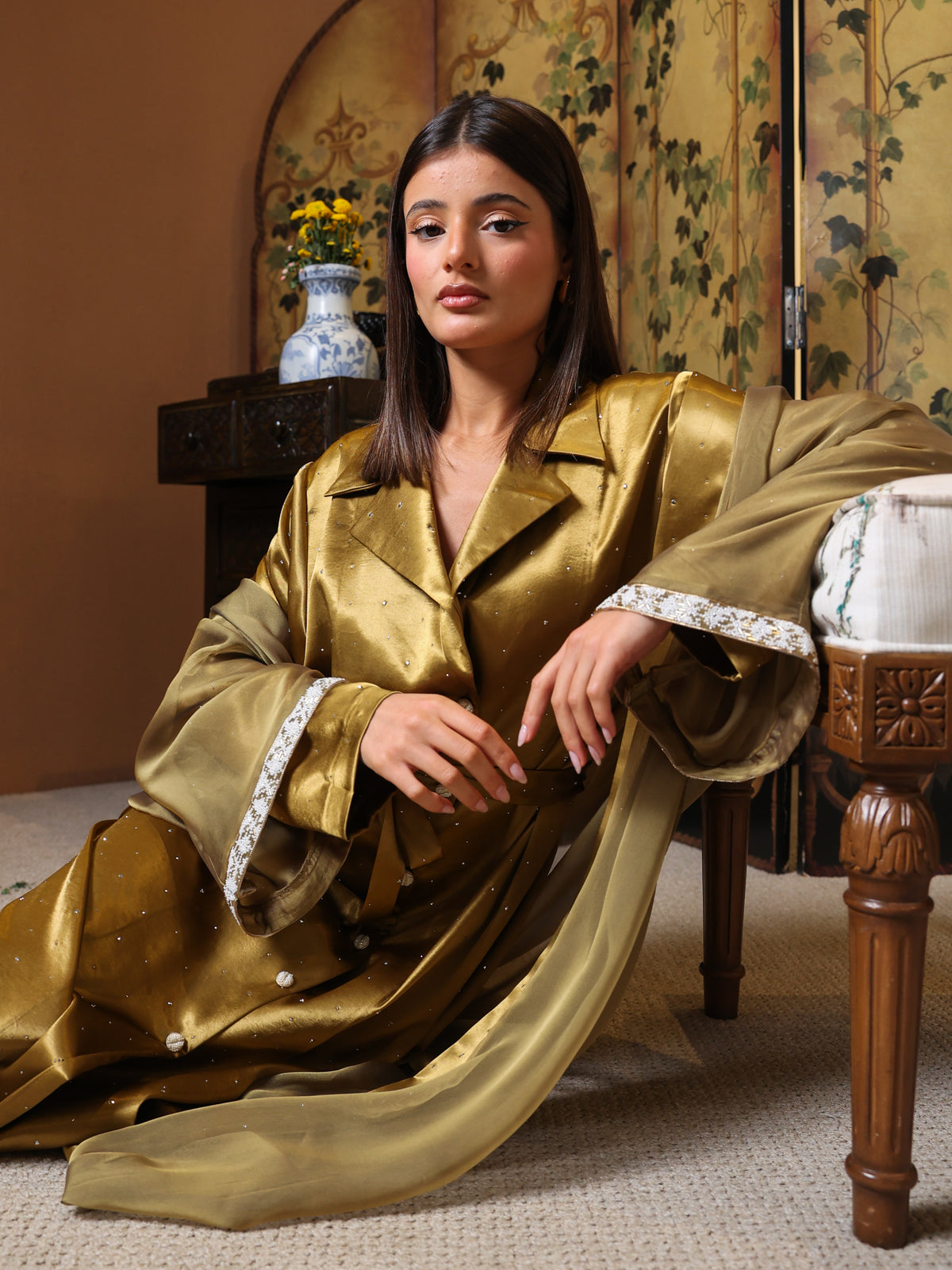 Gold Pearl Satin Silk Darraa  دراعة حرير ساتان ذهبي