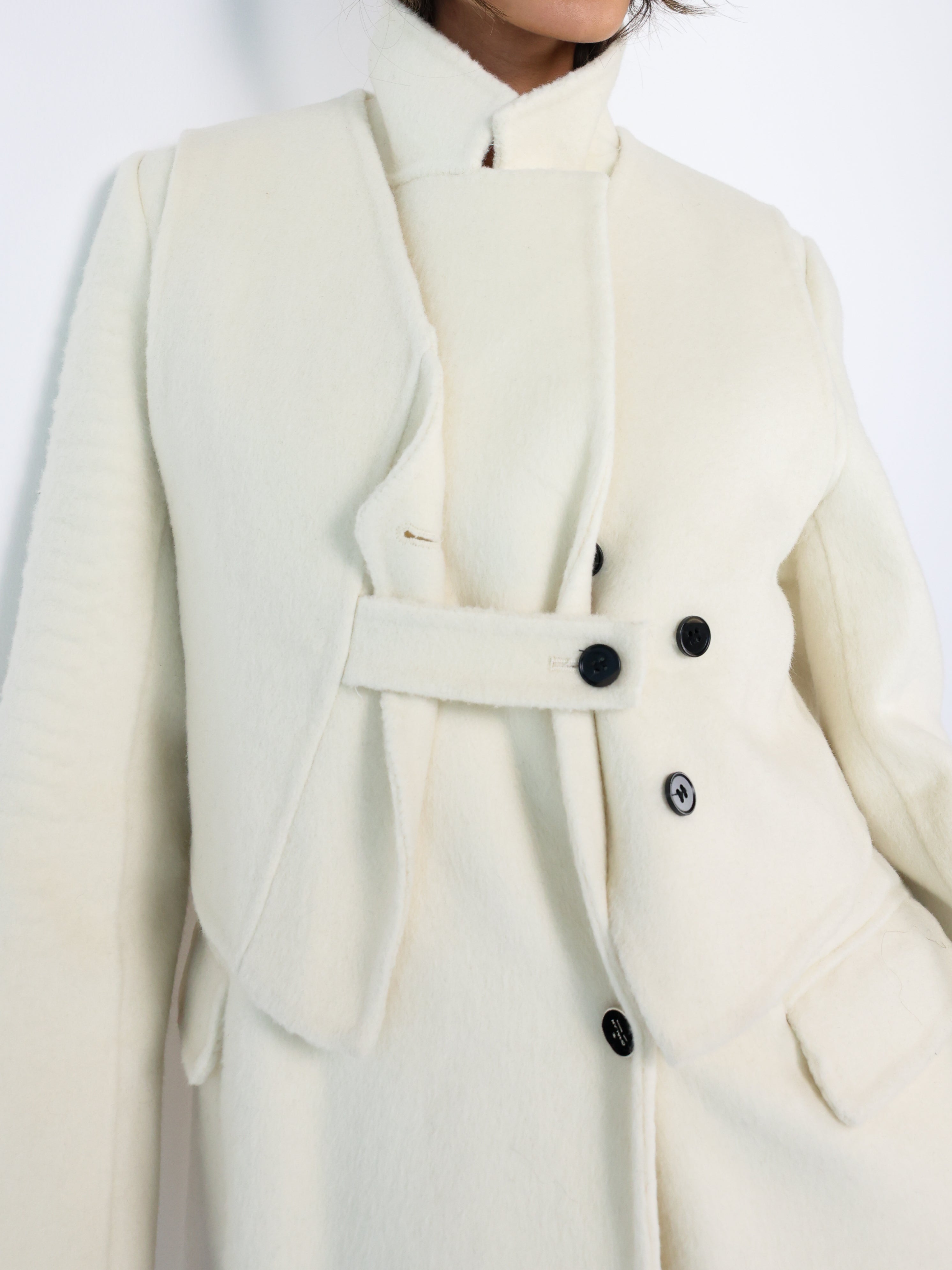 Long Double Pocket Chester Coat معطف صوف أوف وايت