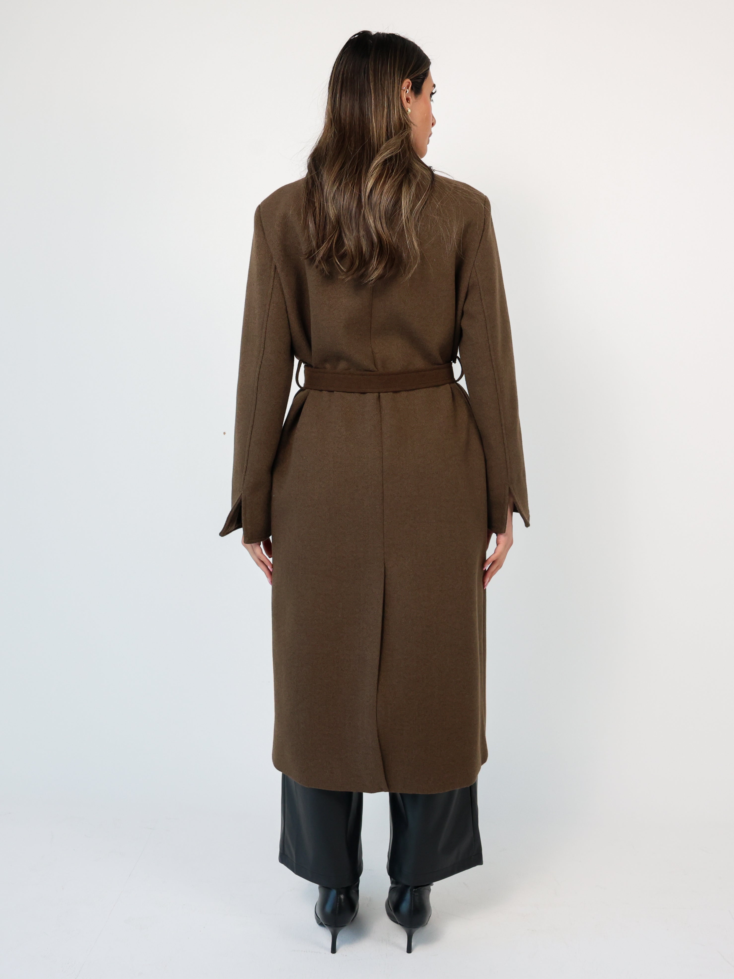 Fringed Coat معطف صوف شراشيب