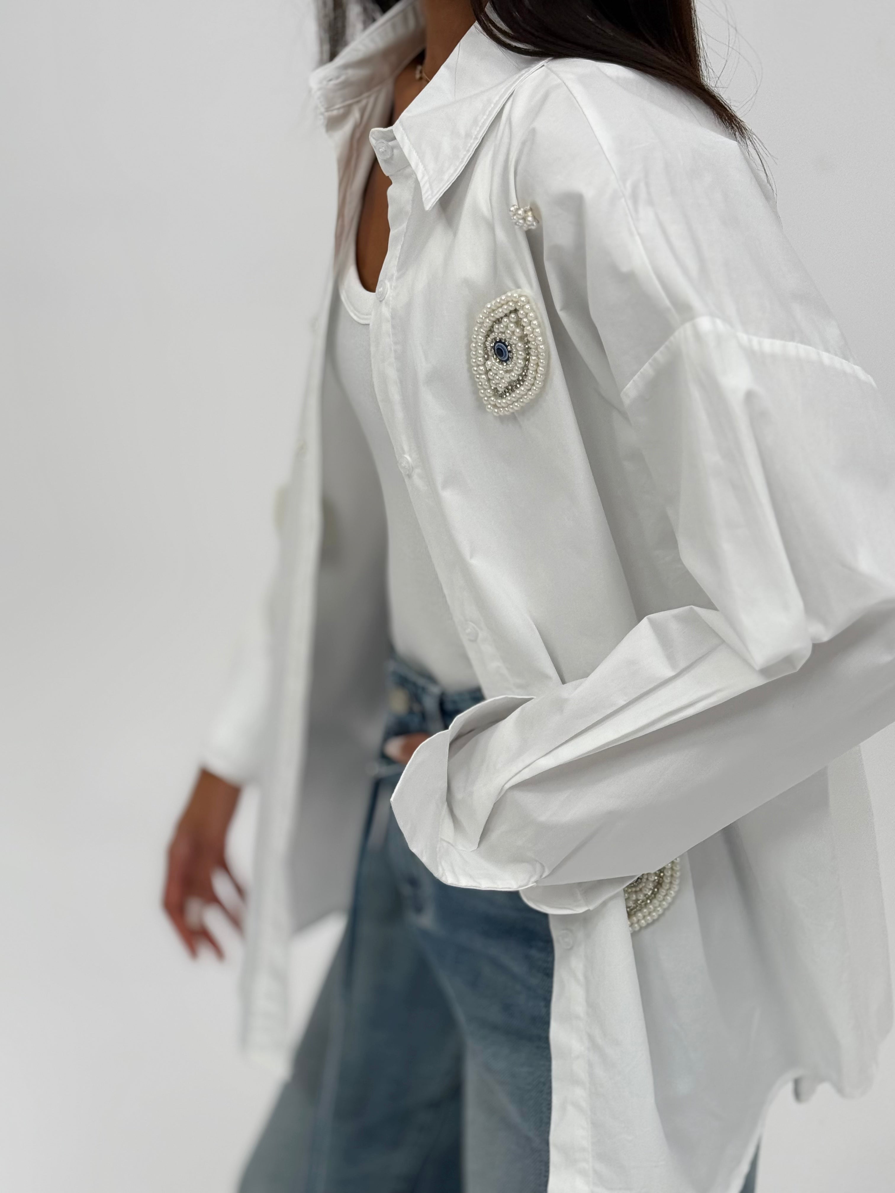 Shirt with Nazar beads- White