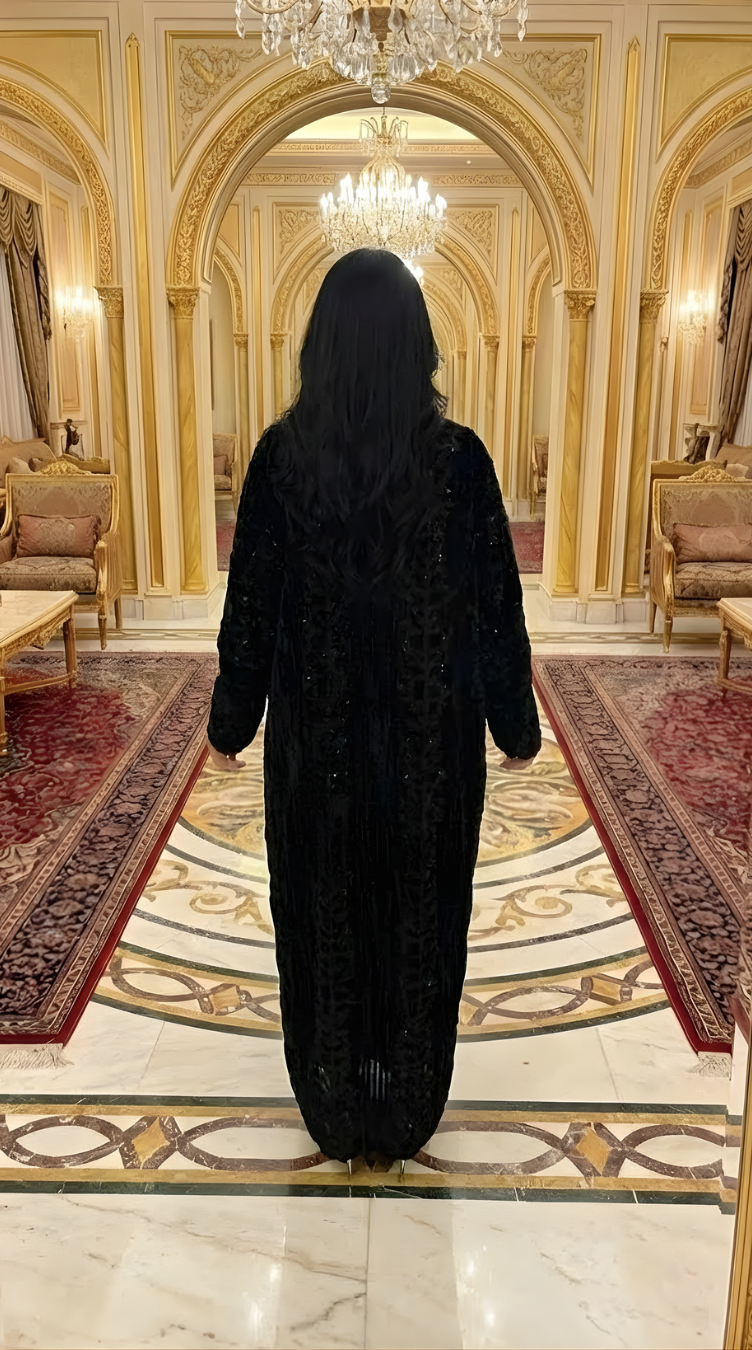 Black-beige daraa  دراعة رصاصي مع أسودمطرزة