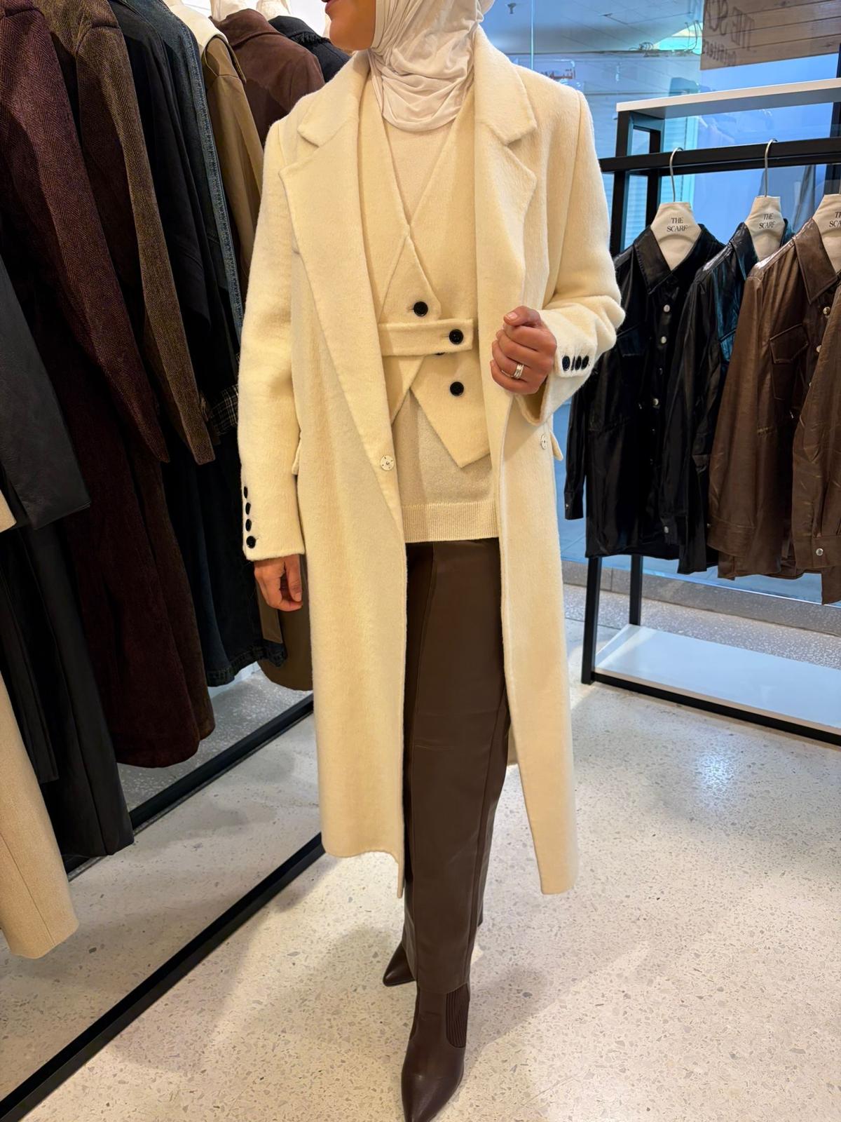Long Double Pocket Chester Coat معطف صوف أوف وايت