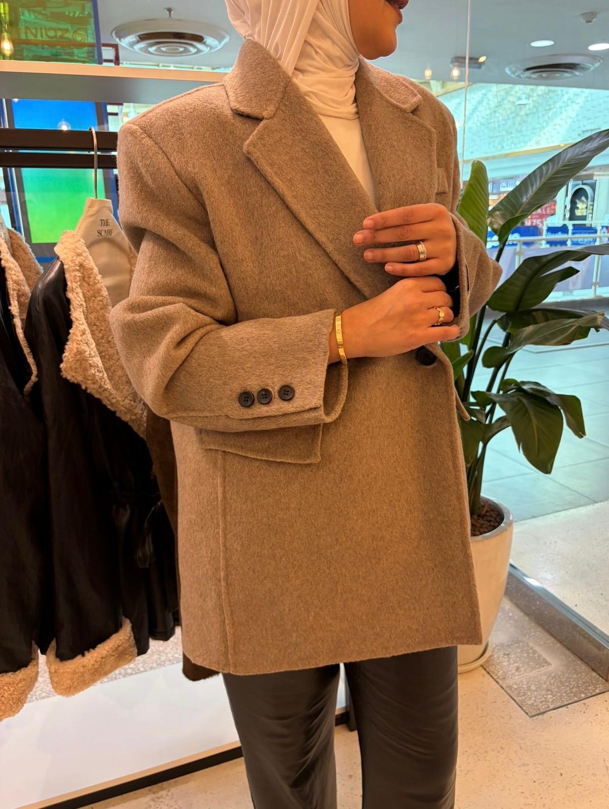 Fit single wool blend coat  بليزر صوف بيج رمادي