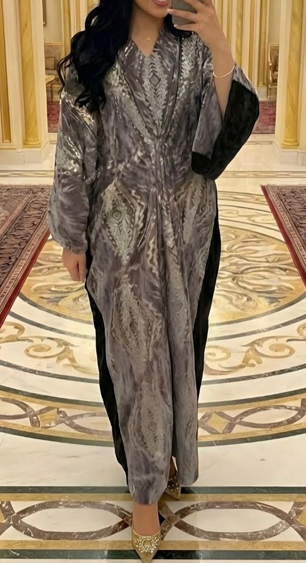 Gray and black draa دراعة رصاصي مع أسودمطرزة