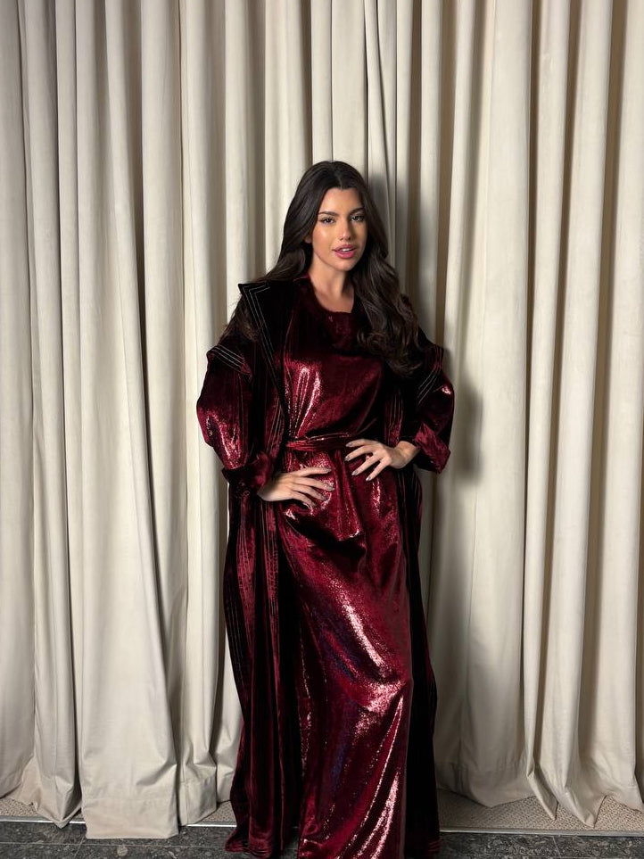Burgundy Velvet Daraa دراعة مخمل